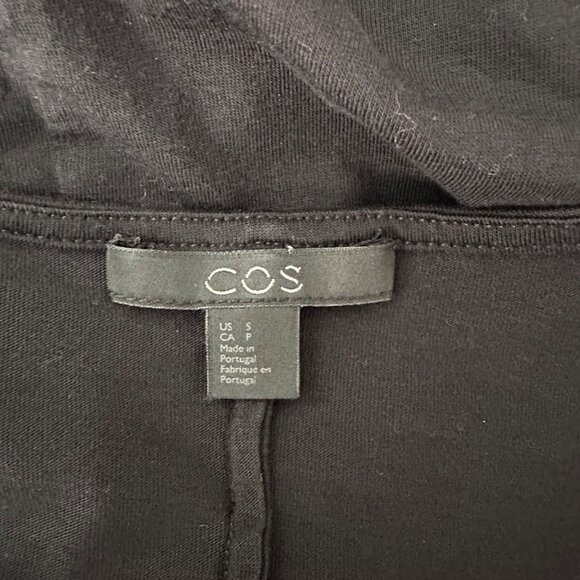 COS Twist Front Pull On Short Dress Batwing Short Sleeve Solid Black Minimalist - Picture 9 of 11